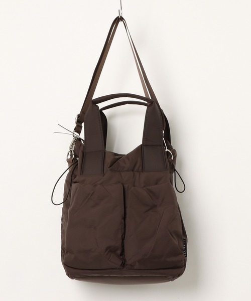 BONLECILL Marche(ボンルシールマルシェ)の「【BONLECILL Marche】2wayBIGポケットパフィーバッグ(ハンドバッグ・レディース・ブラック/ブラウン/アイボリー・FREE)」の22枚目の写真