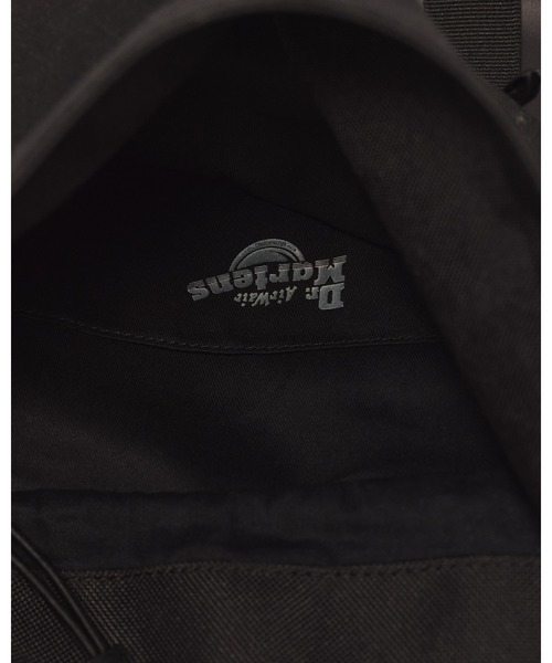Dr. Martens(ドクターマーチン)の「Dr. Martens/ドクターマーチン ユーティリティ バックパック 43137001(トートバッグ・メンズ・ブラック・FREE)」の7枚目の写真