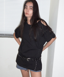 One Shoulder Line Snap Tee Black