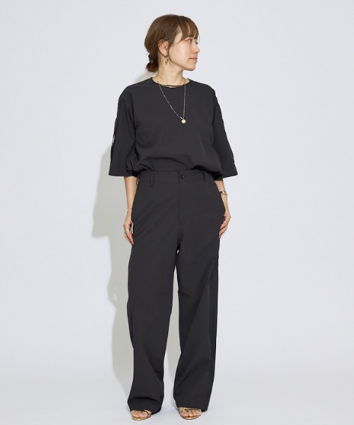 DESIGNWORKS(デザインワークス)の「【一部店舗限定】吸水拡散ワイドパンツ(その他パンツ・レディース・ブラック・38/36)」の4枚目の写真