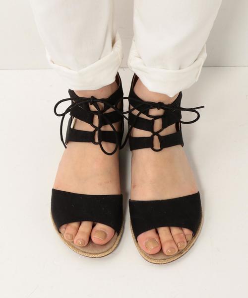 coen（コーエン）の「レースアップサンダル2（サンダル・レディース・ブラック/ダークブラウン/ベージュ・SMALL/LARGE/MEDIUM）」の14枚目の写真