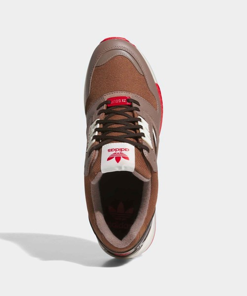 adidas(アディダス)の「オリジナルスゴルフ ZX 8000 GORE-TEX スパイクレス ゴルフシューズ / ZX 8000 GORE-TEX Spikeless Golf Shoes【adidas Golf/アディダスゴルフ】(スニーカー・メンズ・ブラウン・22.5cm/28.5cm/29.0cm/27.0cm/27.5cm/28.0cm/26.5cm/26.0cm/25.5cm/24.0cm/24.5cm/23.5cm/23.0cm/25.0cm)」の2枚目の写真
