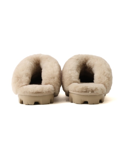 UGG(アグ)の「UGG W COQUETTE / アグ コケット(サンダル・レディース・グレイッシュベージュ・22.0cm/23.0cm/24.0cm/25.0cm)」の3枚目の写真