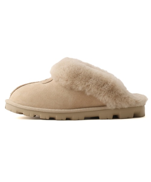 UGG(アグ)の「UGG W COQUETTE / アグ コケット(サンダル・レディース・グレイッシュベージュ・22.0cm/23.0cm/24.0cm/25.0cm)」の4枚目の写真