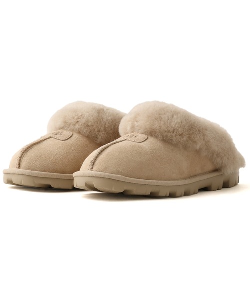 UGG(アグ)の「UGG W COQUETTE / アグ コケット(サンダル・レディース・グレイッシュベージュ・22.0cm/23.0cm/24.0cm/25.0cm)」の2枚目の写真