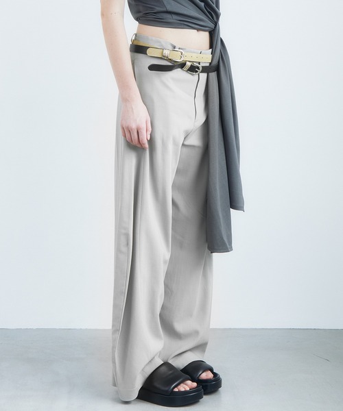 LE CIEL BLEU(ルシェルブルー)の「バレルレッグパンツ / Barrel Leg Pants(その他パンツ・レディース・ライトベージュ/ブラック・34/36/38)」の14枚目の写真