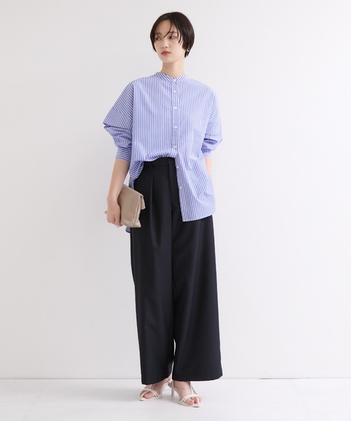 le cercle ADAM ET ROPE'(ルセルクルアダムエロペ)の「タックワイドパンツ/セットアップ対応(スラックス・レディース・ブラウン/ネイビー・FREE)」の6枚目の写真