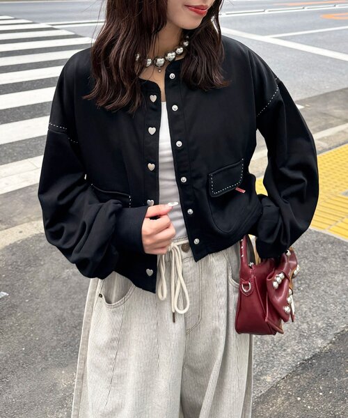 CIAOPANIC(チャオパニック)の「ハートボタン配色ステッチスウェットカーディガン(Tシャツ/カットソー・レディース・イエロー/グレー/ブラウン/ブラック/ネイビー/アイボリー/レッド/サックスブルー/ピンク・ONE SIZE)」の1枚目の写真