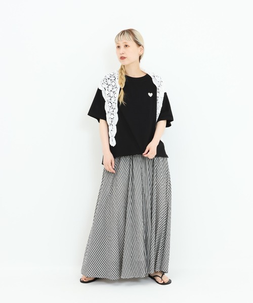 HEART MARKET(ハートマーケット)の「ハート刺繍ワイドなプリントT(Tシャツ/カットソー・レディース・ブラック/ナチュラル/ホワイト/チャコール・MEDIUM/LARGE)」の12枚目の写真