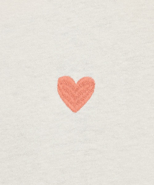 HEART MARKET(ハートマーケット)の「ハート刺繍ワイドなプリントT(Tシャツ/カットソー・レディース・ブラック/ナチュラル/ホワイト/チャコール・MEDIUM/LARGE)」の5枚目の写真