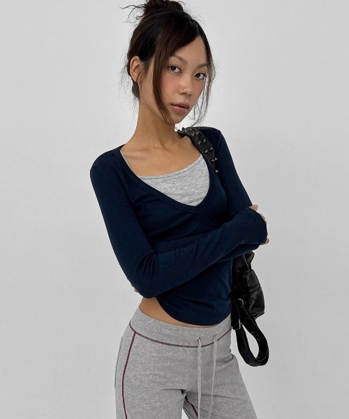 BLACKUP（ブラックアップ）の「[MADE] ローザディープVネック長袖Tシャツ（Tシャツ/カットソー・レディース・ライトグレー/チャコール/ブルーグリーン/ネイビー・FREE）」の16枚目の写真