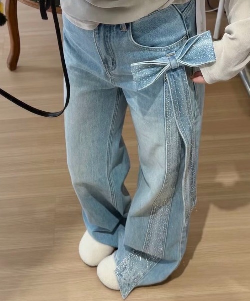 SHERU(シェル)の「リボンビジュー付き ワイドデニムパンツ レディース Y2K(デニムパンツ・レディース・ブルー・L/M/S)」の9枚目の写真