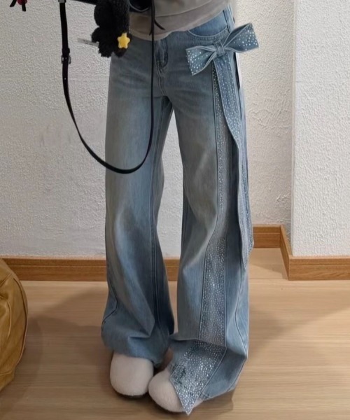 SHERU(シェル)の「リボンビジュー付き ワイドデニムパンツ レディース Y2K(デニムパンツ・レディース・ブルー・L/M/S)」の12枚目の写真