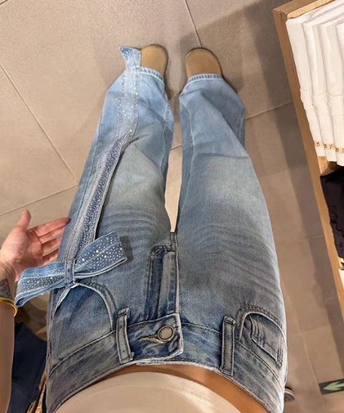 SHERU(シェル)の「リボンビジュー付き ワイドデニムパンツ レディース Y2K(デニムパンツ・レディース・ブルー・L/M/S)」の14枚目の写真