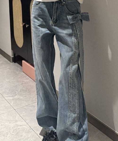 SHERU(シェル)の「リボンビジュー付き ワイドデニムパンツ レディース Y2K(デニムパンツ・レディース・ブルー・L/M/S)」の17枚目の写真