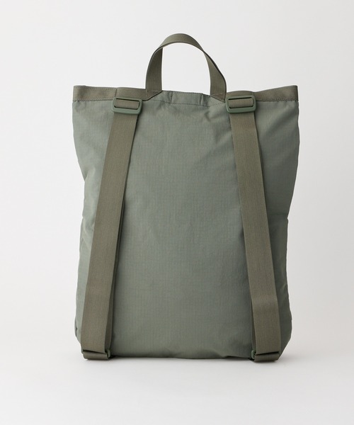 WILD THINGS（ワイルドシングス）の「トートとリュックの2WAY【WILD THINGS】EASY TOTE RUCK リップストップナイロン デイパック（バックパック/リュック・レディース・ブラック/ベージュ/カーキ・ONE SIZE）」の6枚目の写真