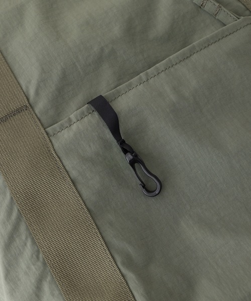 WILD THINGS（ワイルドシングス）の「トートとリュックの2WAY【WILD THINGS】EASY TOTE RUCK リップストップナイロン デイパック（バックパック/リュック・レディース・ブラック/ベージュ/カーキ・ONE SIZE）」の9枚目の写真