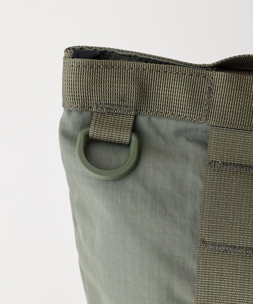 WILD THINGS（ワイルドシングス）の「トートとリュックの2WAY【WILD THINGS】EASY TOTE RUCK リップストップナイロン デイパック（バックパック/リュック・レディース・ブラック/ベージュ/カーキ・ONE SIZE）」の18枚目の写真