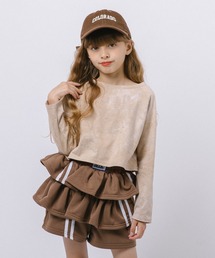 URBAN CHERRY（アーバンチェリー）の「【動くたびラメが煌めく】シルバーロゴラメニュアンストップス（Tシャツ/カットソー）」