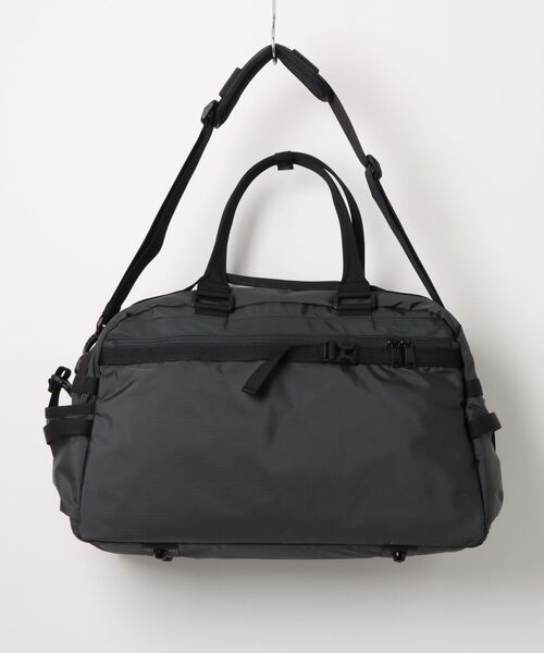 CIE(シー)の「【CIE】GRID-0 DUFFLE BAG-01(ボストンバッグ・メンズ・チャコールグレー/ライトグレー・FREE)」の3枚目の写真