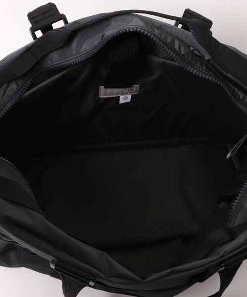 CIE(シー)の「【CIE】GRID-0 DUFFLE BAG-01(ボストンバッグ・メンズ・チャコールグレー/ライトグレー・FREE)」の5枚目の写真