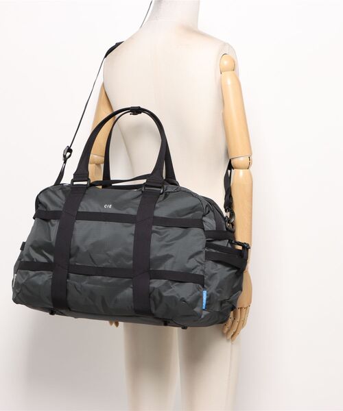 CIE(シー)の「【CIE】GRID-0 DUFFLE BAG-01(ボストンバッグ・メンズ・チャコールグレー/ライトグレー・FREE)」の6枚目の写真