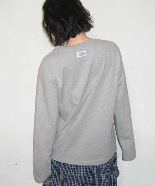 RONRON（ロンロン）の「SOFTEST DREAM CAT LONG SLEEVE GREY（Tシャツ/カットソー・レディース・その他・FREE）」の4枚目の写真