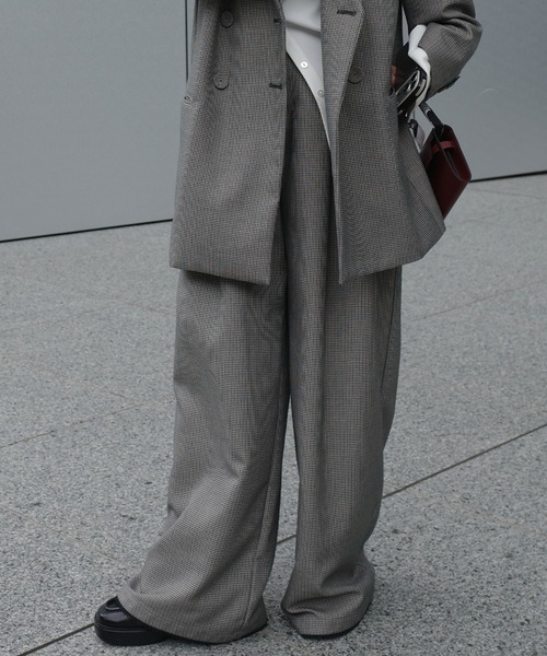 Ameri(アメリ)の「PETIT LACE VOLUME PANTS(その他パンツ・レディース・マルチ/ベージュ/グレー・SMALL/X-SMALL/MEDIUM)」の1枚目の写真