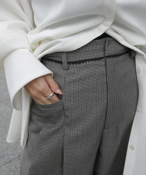 Ameri(アメリ)の「PETIT LACE VOLUME PANTS(その他パンツ・レディース・マルチ/ベージュ/グレー・SMALL/X-SMALL/MEDIUM)」の11枚目の写真