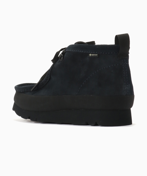 Clarks(クラークス)の「CLARKS / クラークス WallabeeBT GTX RAND(ブーツ・メンズ・ネイビー/アイボリー・80/75/70/85)」の4枚目の写真
