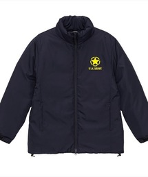 Ol' Basics（オールベーシックス）の「Ol' Basics（オール・ベーシックス） フェイクダウンジャケット 中綿 スタンドカラー U.S.ARMY ロゴプリント シームレス 中綿ジャケット パデッドジャケット アウター アメカジ ミリタリー メンズ レディース ユニセックス（ダウンジャケット/コート）」