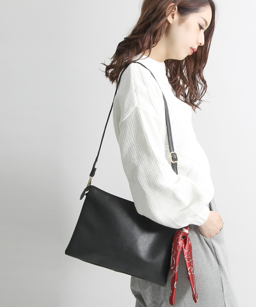 WEGO（ウィゴー）の「WEGO/【2点セット】スカーフ付きクラッチバッグ（クラッチバッグ・レディース・ブラウン/ホワイト/ブラック/ワイン/ダークグリーン・FREE）」の3枚目の写真