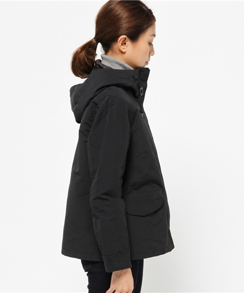 LBC(エルビーシー)の「ファミリーライン UNISEX グログランマウンテンパーカー(マウンテンパーカー・レディース・ブラック/オリーブ/マスタード・SMALL/MEDIUM/LARGE)」の13枚目の写真