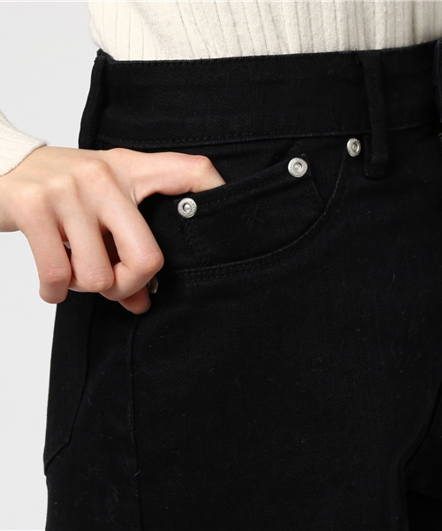 RES DENIM(レスデニム)の「RES DENIM/HARRYS HI CUTOFF /レスデニム/デニムショーツ ショートパンツ(デニムパンツ・レディース・ブラック・26inch)」の7枚目の写真