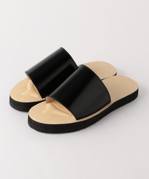 MANEBU(マネブ)の「MANEBU(マネブ) WHINNY SANDAL ◆(サンダル・レディース・ブラック・37/38/40)」の1枚目の写真