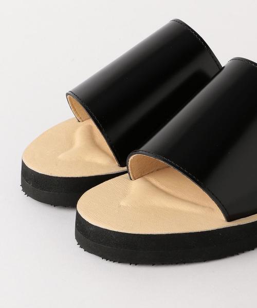 MANEBU(マネブ)の「MANEBU(マネブ) WHINNY SANDAL ◆(サンダル・レディース・ブラック・37/38/40)」の2枚目の写真