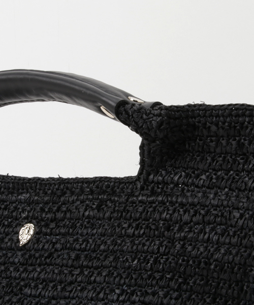 Helen Kaminski(ヘレンカミンスキー)の「HELEN KAMINSKY(ヘレンカミンスキー)ラフィアカゴバッグ (かごバッグ・レディース・グレー/ベージュ・ONE SIZE)」の5枚目の写真