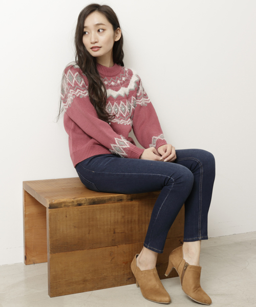 RAY CASSIN（レイカズン）の「求心柄フェザー使いプルオーバー（ニット/セーター・レディース・ネイビー/ピンク/オフホワイト・FREE）」の12枚目の写真