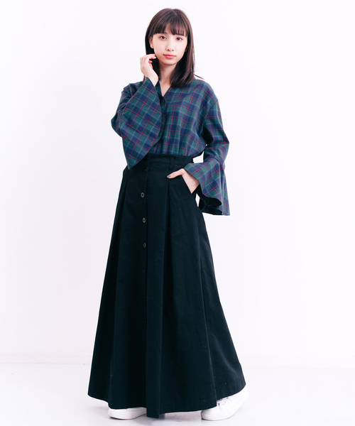MERLOT（メルロー）の「フロントボタンロングスカート1126（スカート・レディース・ブルーグリーン/カーキ/ベージュ/ブラック・FREE）」の12枚目の写真