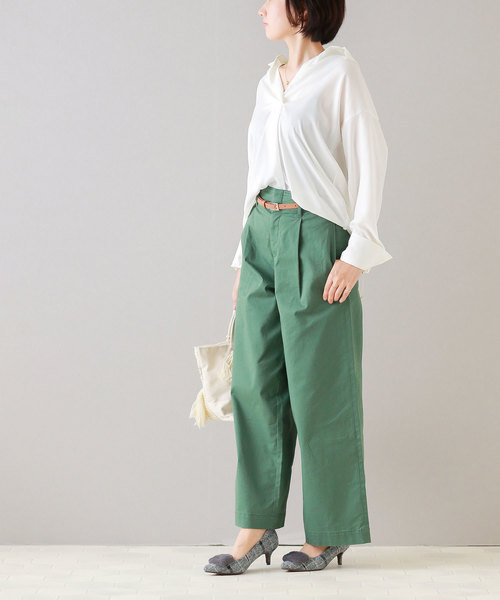 menue(メヌエ)の「イイ女ポインテッド ファーデザインパンプス(パンプス・レディース・ブラック/グレイッシュベージュ/ネイビー/ライトグレー/エンジ/チェック・21.5cm/22.5cm/22cm/23.5cm/23cm/24.5cm/24cm/25.5cm/25cm/26.0cm)」の17枚目の写真