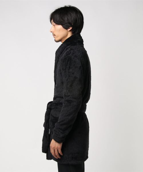 1piu1uguale3 RELAX(ウノピュウノウグァーレトレリラックス)の「1PIU1UGUALE3 RELAX(ウノピゥウノウグァーレトレ)両面ボアフリースガウンコート(カーディガン/ボレロ・メンズ・ブラック/グレー/ネイビー・SMALL/MEDIUM/LARGE/X-LARGE/XX-LARGE)」の4枚目の写真