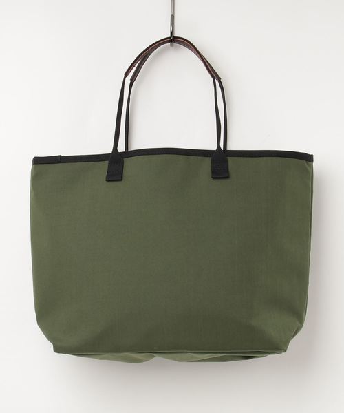 FREDRIK PACKERS(フレドリックパッカーズ)の「【FREDRIK PACKERS】 ESSENTIAL TOTE(トートバッグ・メンズ・ブラック/オリーブ・FREE)」の3枚目の写真