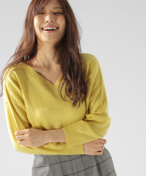 BAYFLOW（ベイフロー）の「[洗えるニット]カシミア混2WAYニットプルオーバー（ニット/セーター・レディース・セージグリーン/オフホワイト/グレー/ピンク/イエロー/ブルー・MEDIUM/SMALL）」の5枚目の写真