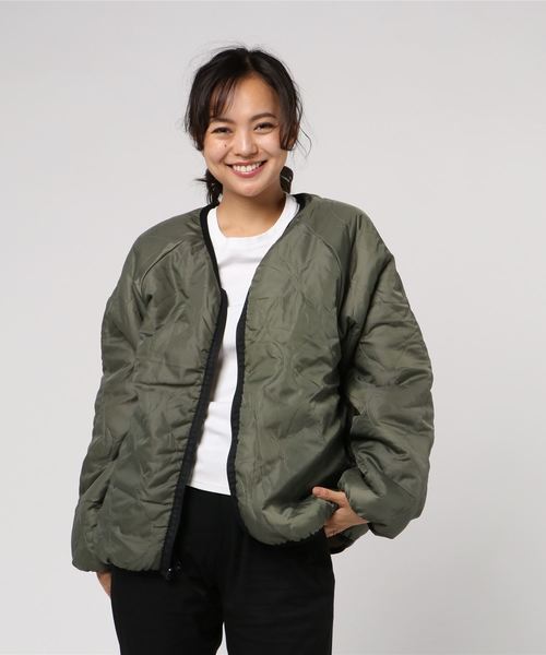 SpRay（スプレイ）の「ボアリバーシブルブルゾン（ブルゾン・レディース・ホワイト×ブラック/ホワイト系その他/ブラック系その他/グレー系その他/ベージュ系その他/ホワイト系その他2/ホワイト系その他3/ホワイト系その他4/ホワイト系その他5/ホワイト×ピンク/ブラック×ブラック・FREE/SMALL）」の14枚目の写真