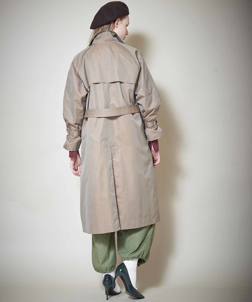 kha:ki（カーキ）の「「KHA:KI / カーキ」ワイドロングトレンチコート（トレンチコート・レディース・モカ/ブラック・1/2）」の8枚目の写真