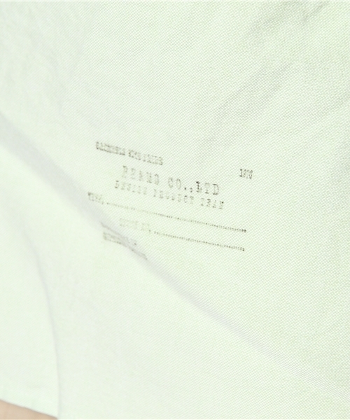 BEAMS(ビームス)の「□BEAMS / フェイクウッド釦 BDシャツ(シャツ/ブラウス・メンズ・ホワイト/ブラウン/グリーン・SMALL/MEDIUM/LARGE)」の9枚目の写真