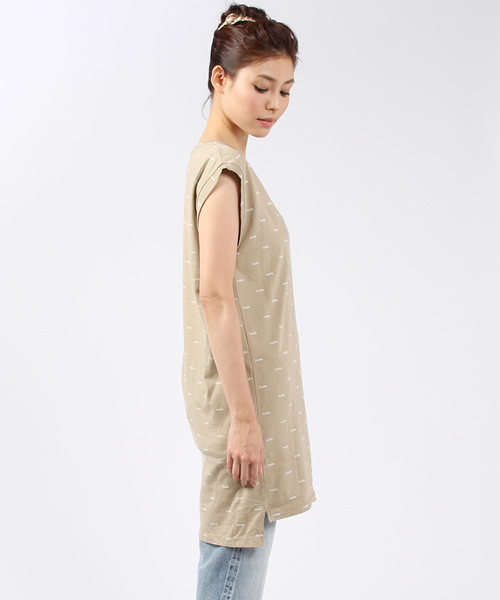 ARCHI（アーキ）の「HOLA ONE PIECE（ワンピース・レディース・ベージュ/パープル・SMALL/MEDIUM）」の6枚目の写真