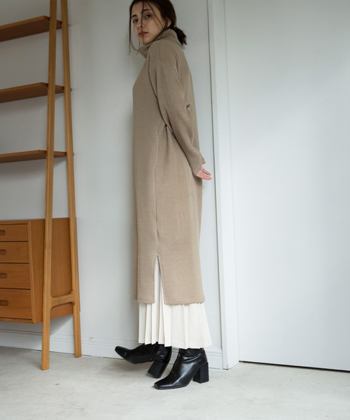 marjour(マージュール)の「TURTLE KNIT ONEPIECE(ワンピース・レディース・オフホワイト/グレイッシュベージュ・FREE)」の12枚目の写真