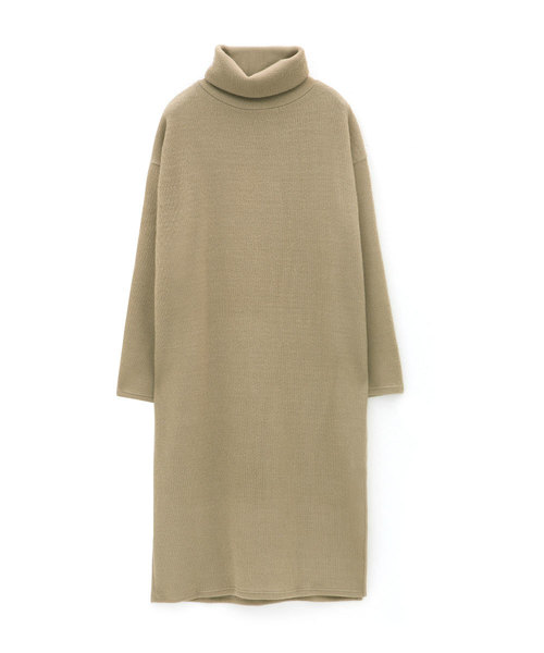 marjour(マージュール)の「TURTLE KNIT ONEPIECE(ワンピース・レディース・オフホワイト/グレイッシュベージュ・FREE)」の19枚目の写真
