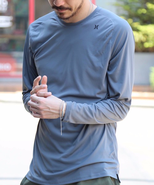 Hurley (ハーレー)の「M HRLY Q/D TEE LS/ハーレー 水着 メンズラッシュガード 長袖 UPF50+(ラッシュガード・メンズ・ブラック/グレー/ブルー/ホワイト/グレー系その他/ブルー系その他・SMALL/MEDIUM/LARGE/X-LARGE)」の11枚目の写真